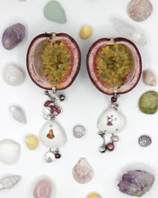 Load image into Gallery viewer, Akoya earrings
